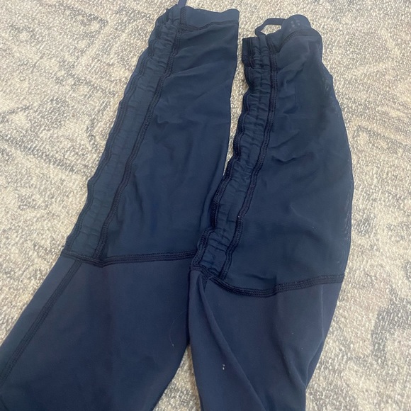 lululemon high rise scrunch mesh leggings size 8 - Picture 5 of 7